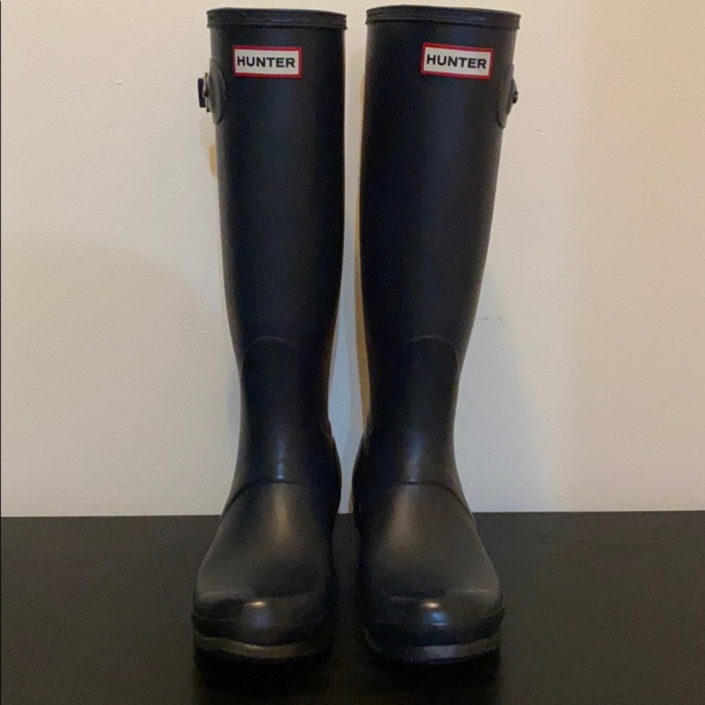 HUNTER Boots in Navy Blue